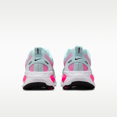 Details for Nike Vomero 18 Glacier Blue/White/Hyper Pink/Black HM6803-403