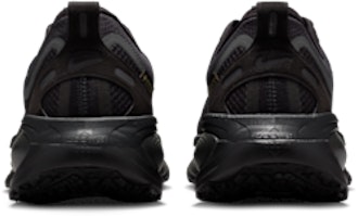 Nike Vomero 18 GORE-TEX Sepatu Hitam/Anthracite HQ7001-001 Details for Nike Vomero 18 GORE-TEX Sepatu Hitam/Anthracite HQ7001-001