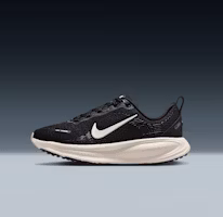 (Youth) Nike Vomero 18 HQ2157-004 (Youth) Nike Vomero 18 HQ2157-004