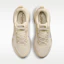 Shop Nike Vomero 18 Licht Khaki/Desert Khaki/Sail/Metallic Zilver IM8333-200