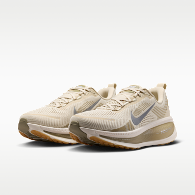 Details for Nike Vomero 18 Khaki Terang/Desert Khaki/Sail/Metallic Silver IM8333-200