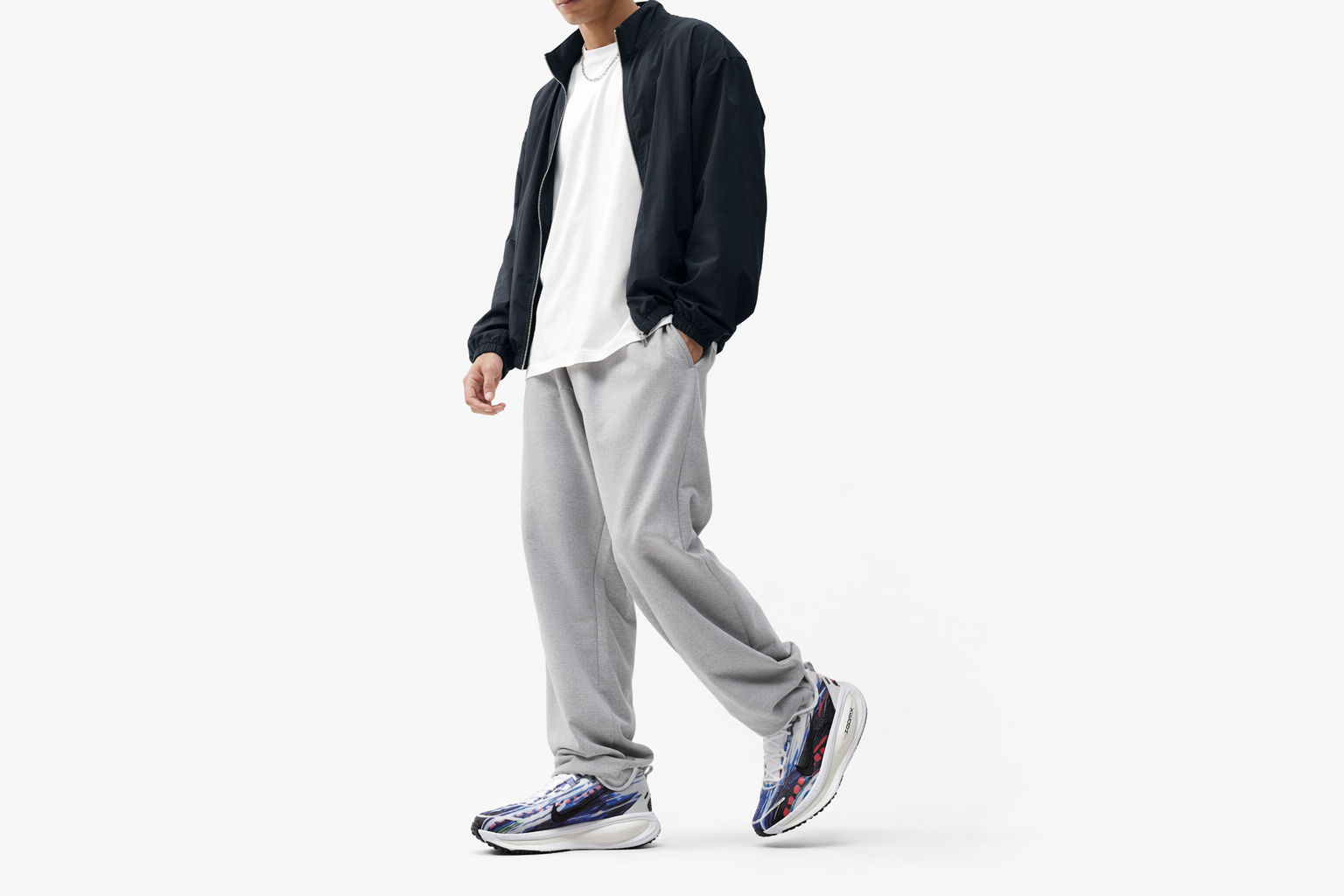 Order Nike Vomero 18 SE IB8164-999