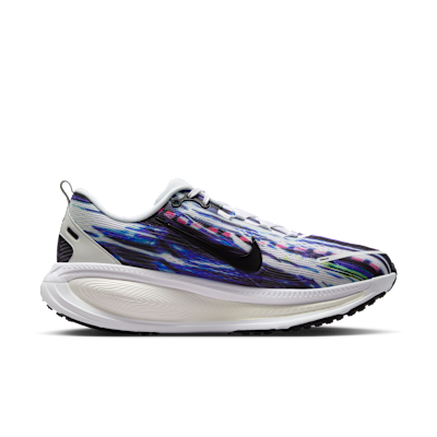 Shop Nike Vomero 18 SE IB8164-999