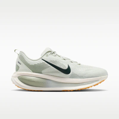 Nike Vomero 18 Spruce Aura/Jade Horizon/Light Silver/Black Spruce HM6803-020 Lookbook Nike Vomero 18 Spruce Aura/Jade Horizon/Light Silver/Black Spruce HM6803-020