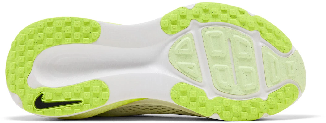 Nike Vomero 18 Putih Barely Volt Hitam HM6803-120 Shop Nike Vomero 18 Putih Barely Volt Hitam HM6803-120
