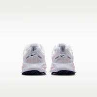 Details for (JR) Nike Vomero 18 Blanc/Gris Football/Vert Pâle/Bleu Minuit HQ2157-112