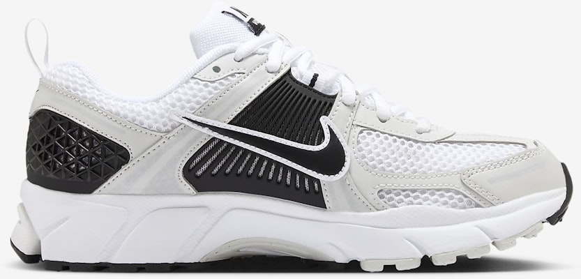 (Youth) Nike Vomero 5 'White Pure Platinum' HF6998-103 Lookbook (Youth) Nike Vomero 5 'White Pure Platinum' HF6998-103