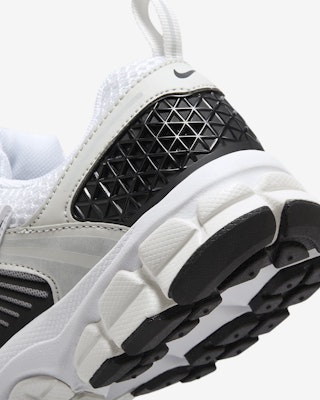(Youth) Nike Vomero 5 'White Pure Platinum' HF6998-103 Cheap (Youth) Nike Vomero 5 'White Pure Platinum' HF6998-103