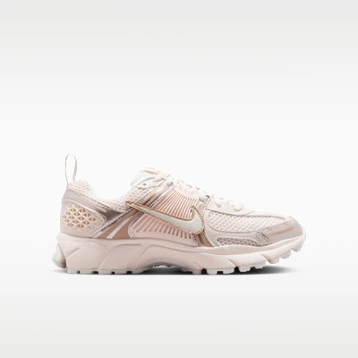 Nike Vomero 5 Chalk/Sail/Chalk HF6998-110 Lookbook Nike Vomero 5 Chalk/Sail/Chalk HF6998-110