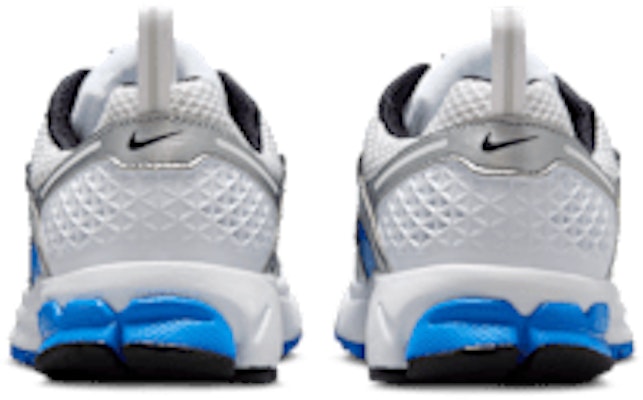 Nike Vomero 5 Sepatu Lari HF6998-105 Details for Nike Vomero 5 Sepatu Lari HF6998-105