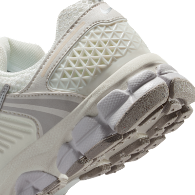 Cheap (Youth) Nike Vomero 5 Sale/Bust Grey/College Grey/Metallic Silver HF6998-108