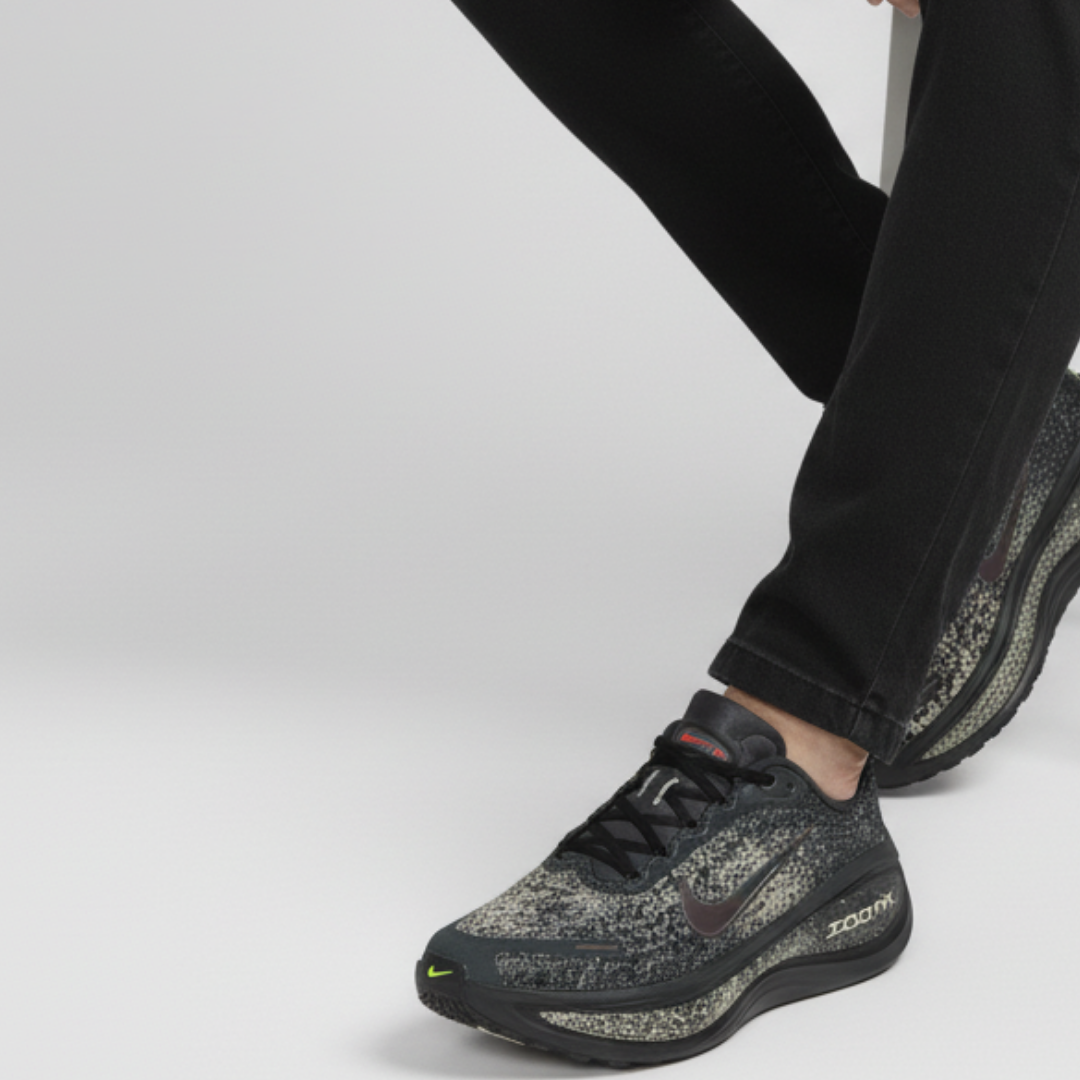 Order Nike Vomero Plus Anthracite/Oatmeal/Bolt/Black IM6776-060