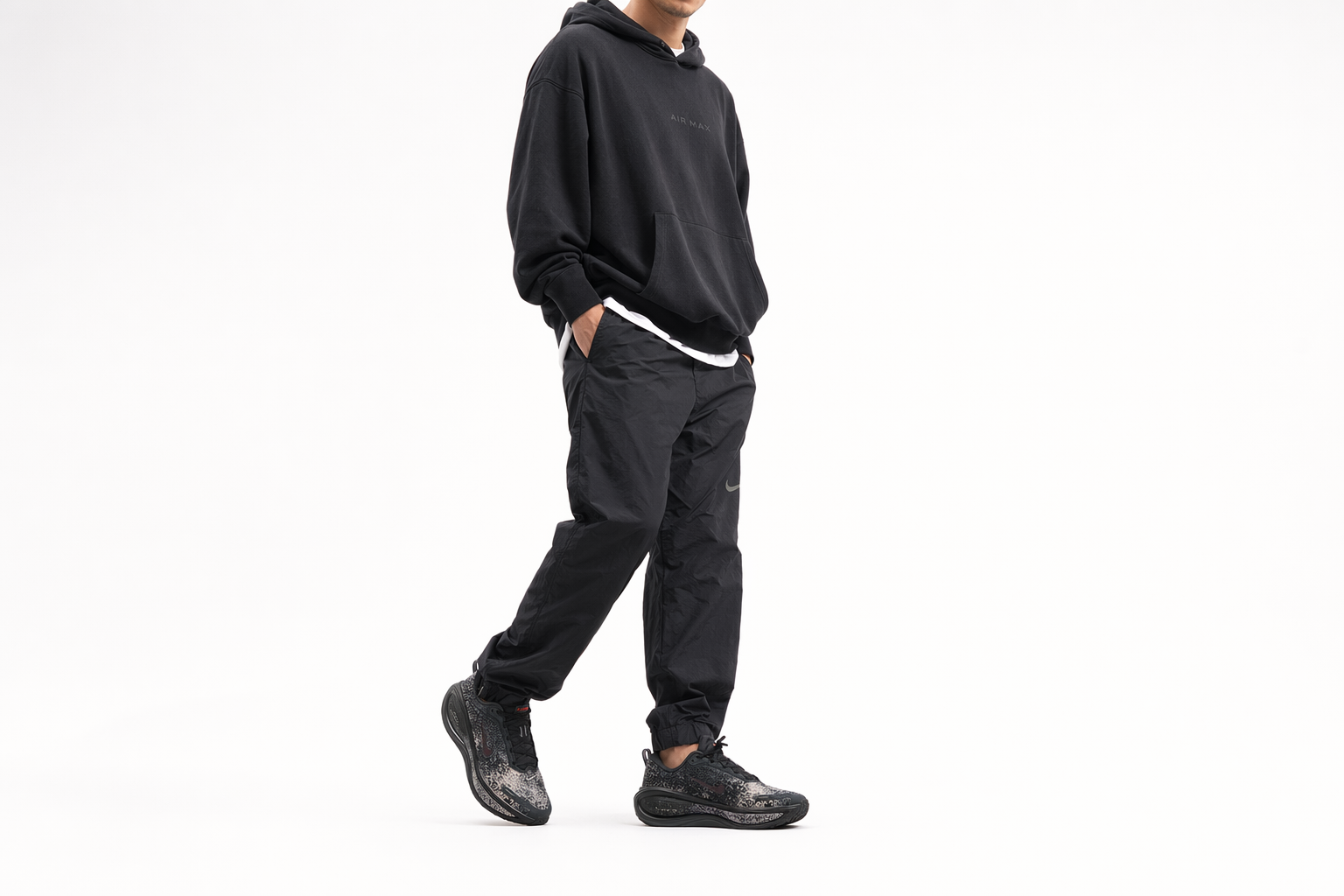 Order Nike Vomero Plus 深灰/燕麥/螢光黃/黑 IM6776-060