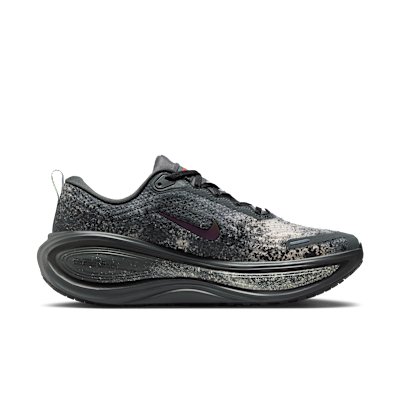Shop Nike Vomero Plus 深灰/燕麥/螢光黃/黑 IM6776-060