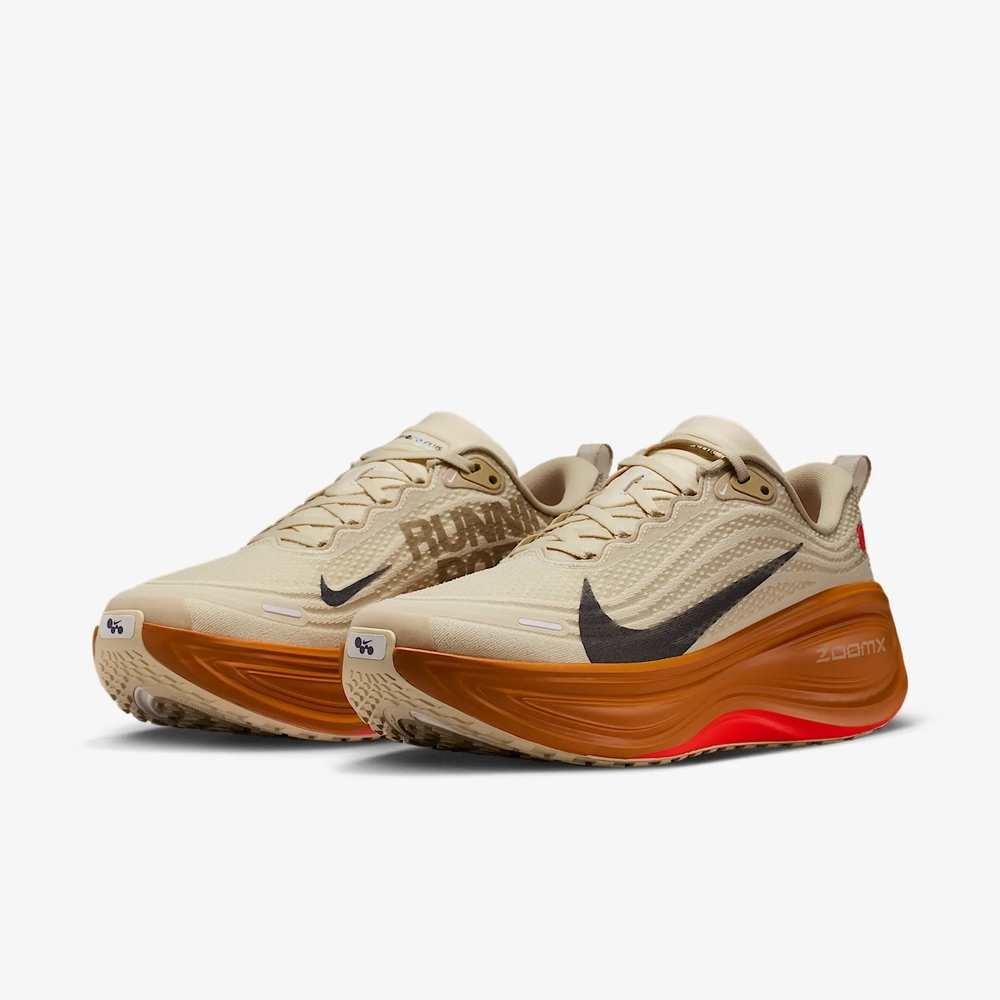 Details for NIKE VOMERO PLUS 跑鞋 IM6679258