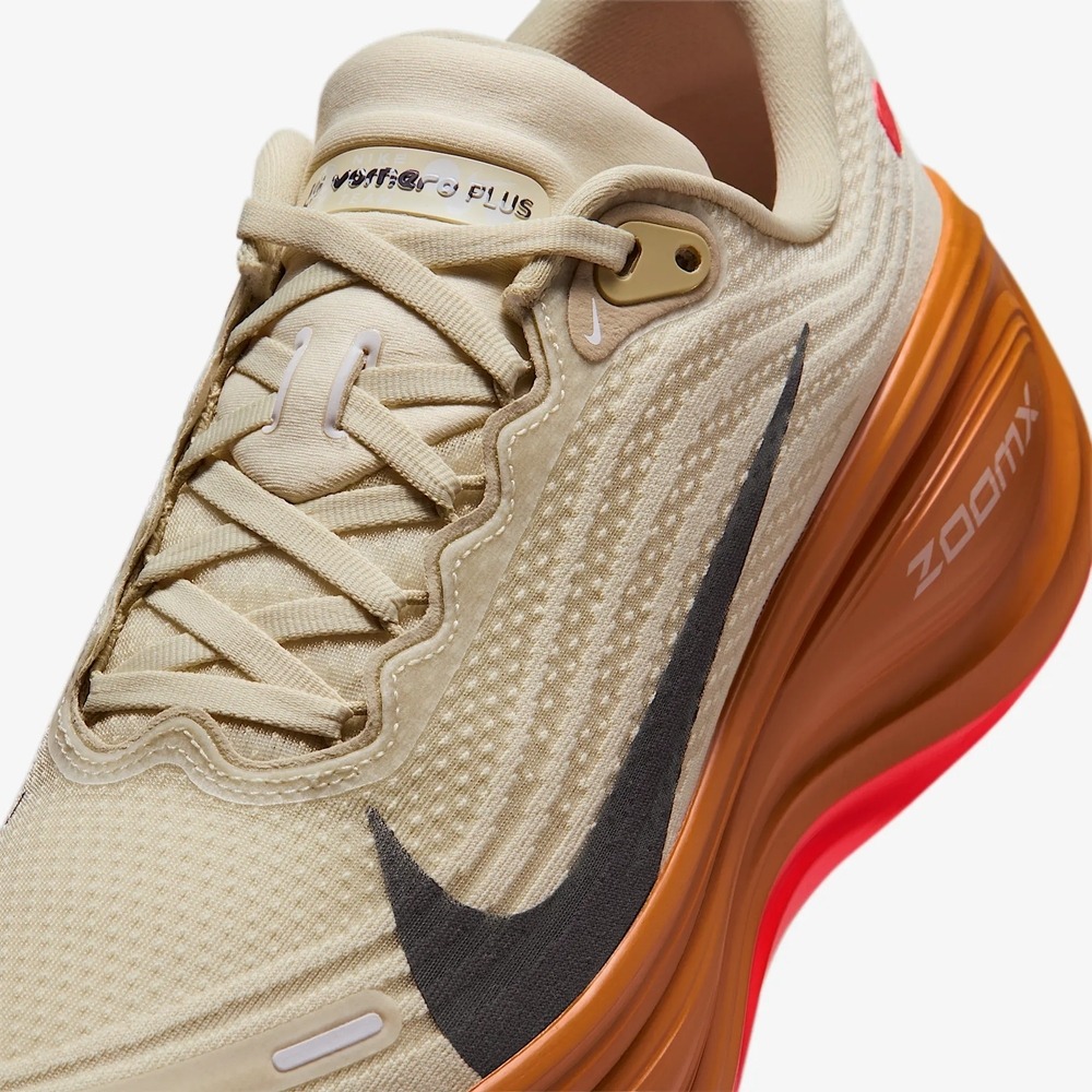 Sizing Zapatillas de correr NIKE VOMERO PLUS. IM6679258