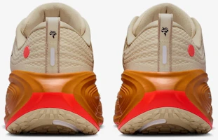 Sizing NIKE VOMERO PLUS 跑鞋 IM6679258