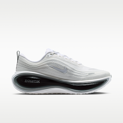 Shop Nike Vomero Plus 白/黑/灰/銀運動鞋 II7181-102