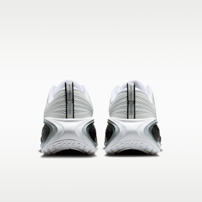 Sizing Nike Vomero Plus 白/黑/灰/銀運動鞋 II7181-102