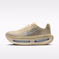 Nike Vomero Premium Desert Khaki/Light Khaki/Coconut Milk/Reflective Silver IM8334-200 Nike Vomero Premium Desert Khaki/Light Khaki/Coconut Milk/Reflective Silver IM8334-200