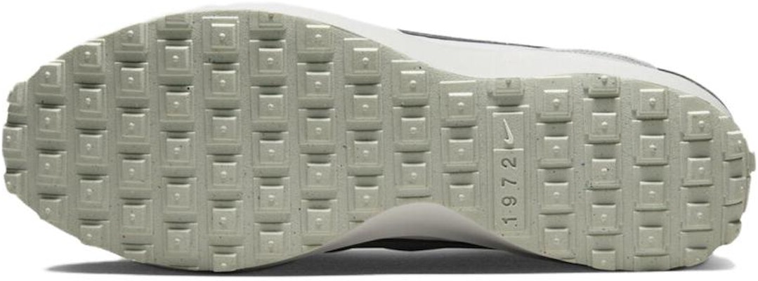 Nike Waffle Debut Premium 'Light Silver' DV0813-100 Details for Nike Waffle Debut Premium 'Light Silver' DV0813-100