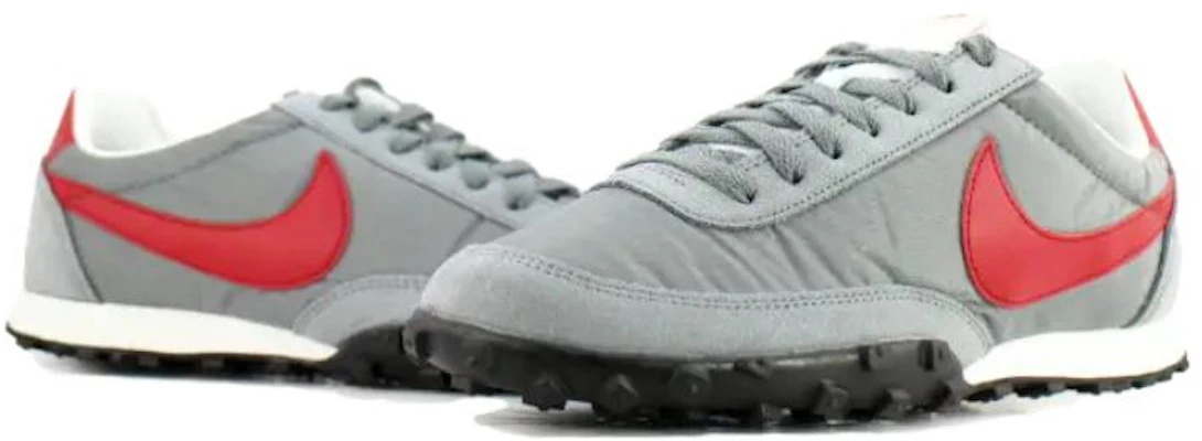 Nike 华夫跑鞋 '17 876255-004 Shop Nike 华夫跑鞋 '17 876255-004