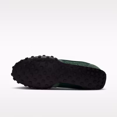 Sepatu Nike Waffle Racer ''Fir Sail Black'' IM8658-302 Lookbook Sepatu Nike Waffle Racer ''Fir Sail Black'' IM8658-302