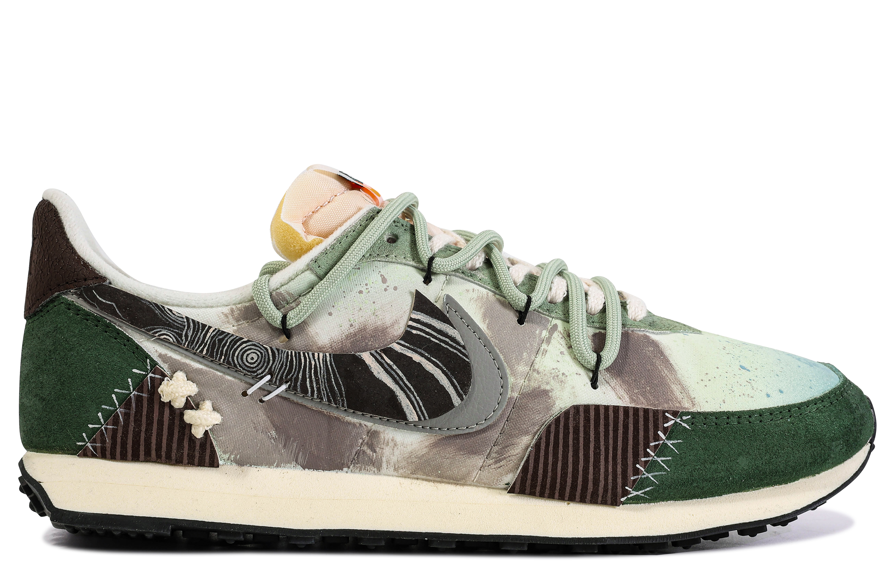 Shop 나이키 와플 트레이너 2 '다빈치 그린-브라운' DM0180-100-450538