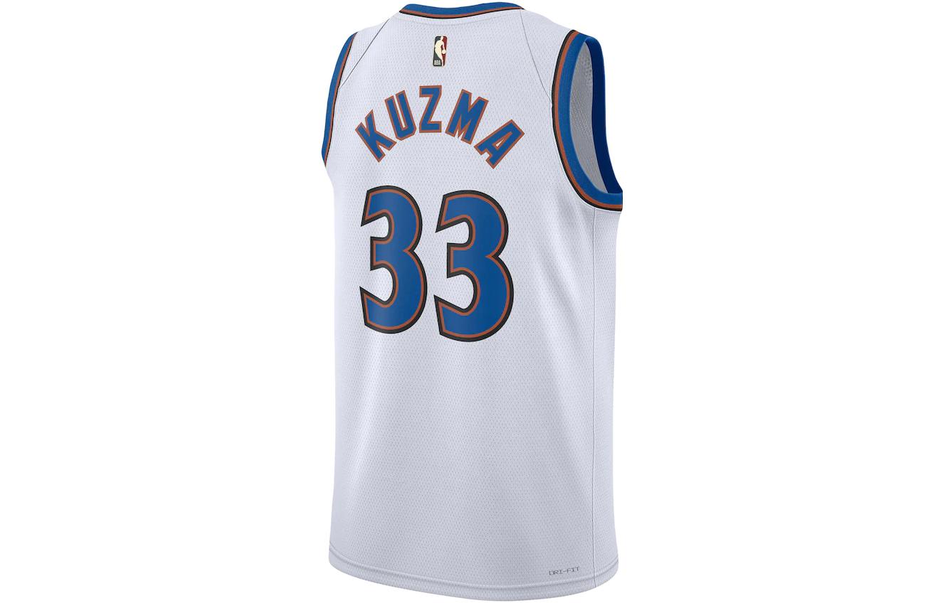 Lookbook 나이키 워싱턴 위저즈 카일 쿠즈마 팬 에디션 화이트 저지 2022/23 시즌 남성용. DO9454-101