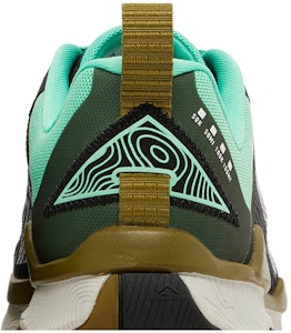 나이키 와일드호스 8 '블랙 스프링 그린' DR2686-002 Sizing 나이키 와일드호스 8 '블랙 스프링 그린' DR2686-002