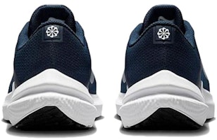 耐克 Winflo 10 '学院海军蓝 金属银' DV4022-400 Shop 耐克 Winflo 10 '学院海军蓝 金属银' DV4022-400