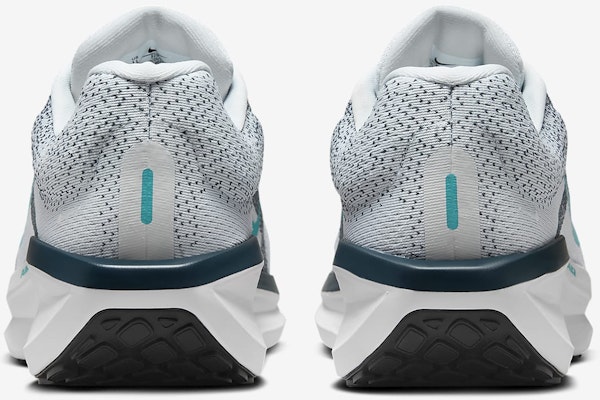 Nike Winflo 11 'Pure Platinum Armorry' FJ9509-004 Details for Nike Winflo 11 'Pure Platinum Armorry' FJ9509-004