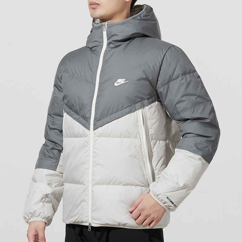 Shop Nike 冬季白色Windrunner連帽羽絨外套 休閒運動服 DD6796-077