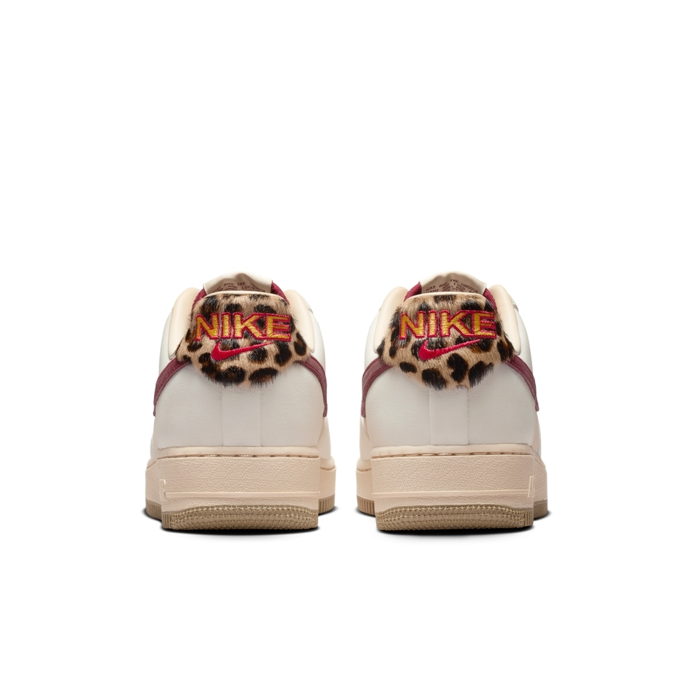 Details for (W) NIKE AIR FORCE 1 ''07 Kasut Kasual Lelaki/Wanita IM7510262