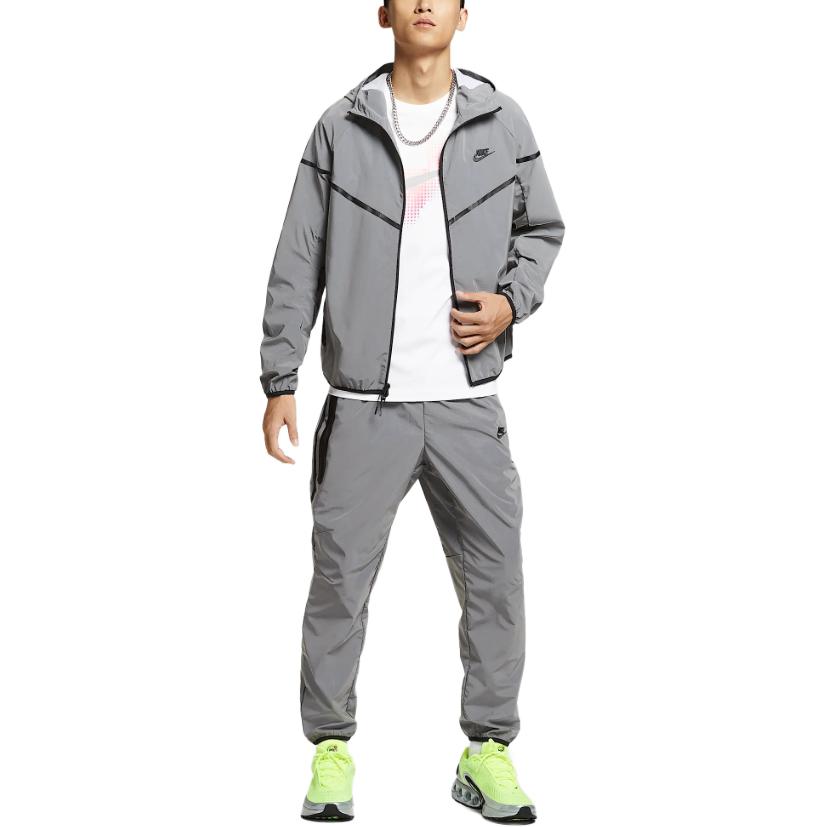 Shop 耐克编织FW24闪光科技反光夹克 银色/黑色 FZ7586-035