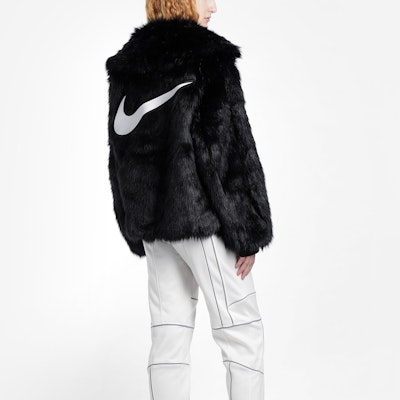 Nike x Ambush Women's Reversible Faux Fur Coat Black/Sail Sizing Nike x Ambush Women's Reversible Faux Fur Coat Black/Sail