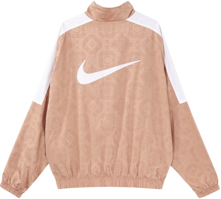 Nike x CLOT 玫瑰金絲綢圖案粉色運動外套 CT4083-605 Lookbook Nike x CLOT 玫瑰金絲綢圖案粉色運動外套 CT4083-605