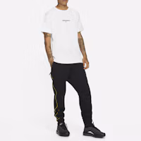 Shop Nike x Drake NOCTA 聯名白色圓領T恤 亞洲限定版 DA4106-100