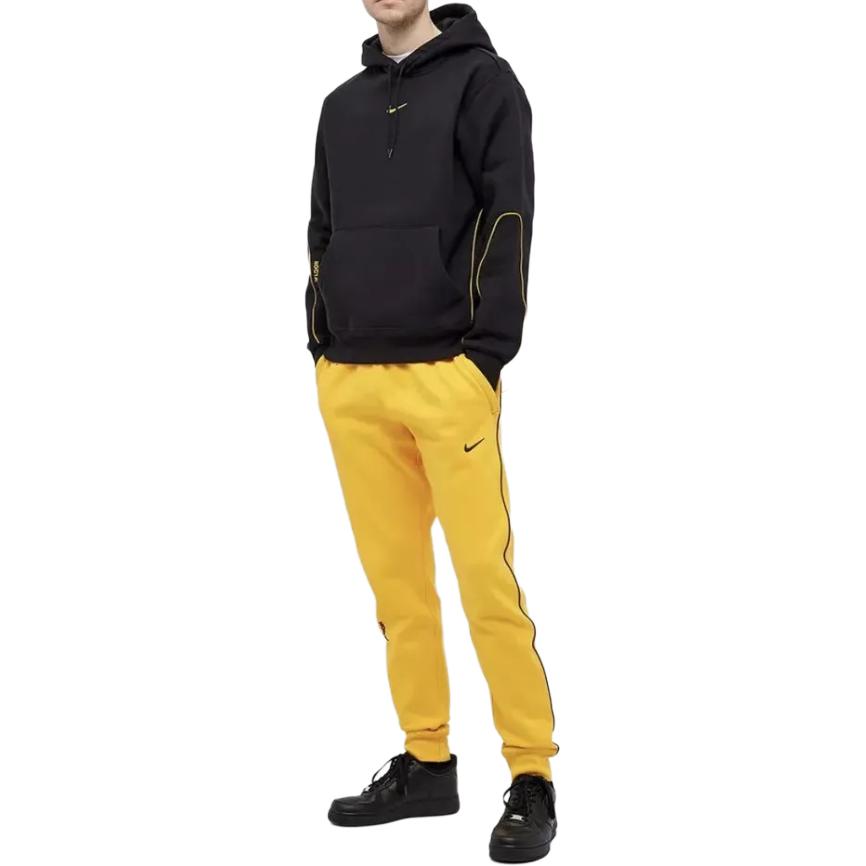 Shop 耐克 x Drake NOCTA 金丝绒休闲裤 大学金配色 (US) DA3935-739