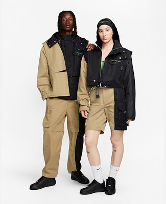 Nike x Feng Chen Wang FW23 拼接解構連帽外套 男女同款 黑色 DV4000-068 Shop Nike x Feng Chen Wang FW23 拼接解構連帽外套 男女同款 黑色 DV4000-068