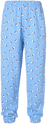 나이키 x 헬로키티 SS22 협업 블루 고양이 프린트 스웻팬츠 스타일 DR5518-412 Lookbook 나이키 x 헬로키티 SS22 협업 블루 고양이 프린트 스웻팬츠 스타일 DR5518-412