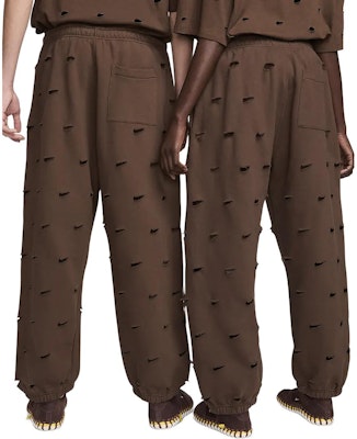 Nike x Jacquemus SS24 Fleece Knit Jogger Coklat Asia Eksklusif Unisex. FJ3269-259 Purchase Nike x Jacquemus SS24 Fleece Knit Jogger Coklat Asia Eksklusif Unisex. FJ3269-259