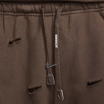 Nike x Jacquemus SS24 Fleece Knit Jogger Coklat Asia Eksklusif Unisex. FJ3269-259 Details for Nike x Jacquemus SS24 Fleece Knit Jogger Coklat Asia Eksklusif Unisex. FJ3269-259