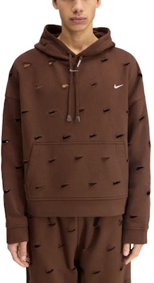 耐克 x Jacquemus SS24 棕色标志镂空连帽衫 男女休闲服 FJ3482-259 Lookbook 耐克 x Jacquemus SS24 棕色标志镂空连帽衫 男女休闲服 FJ3482-259