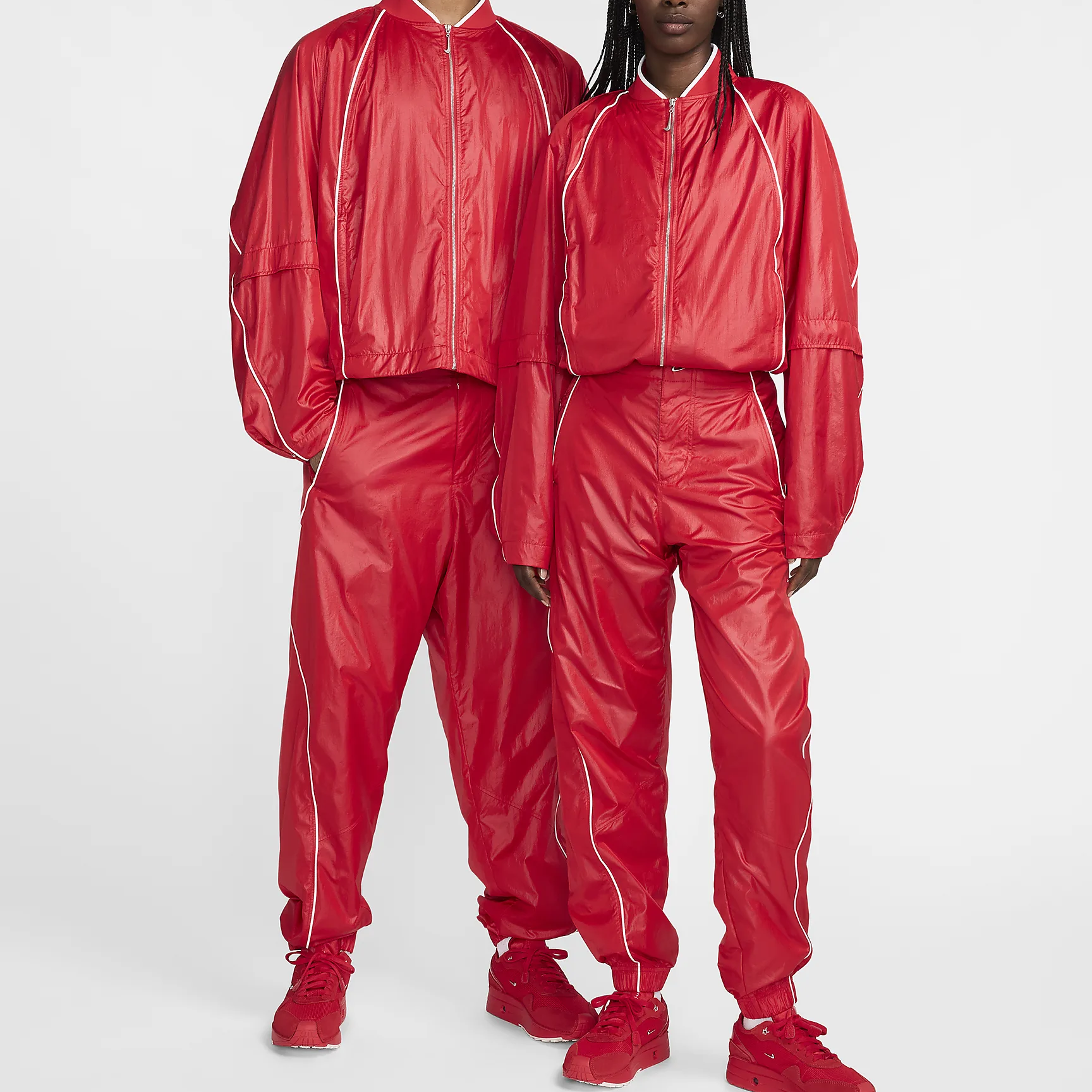 Shop Chaqueta Roja/Blanca con Cremallera Nike x Jacquemus Unisex Colaboración. FV5698-642