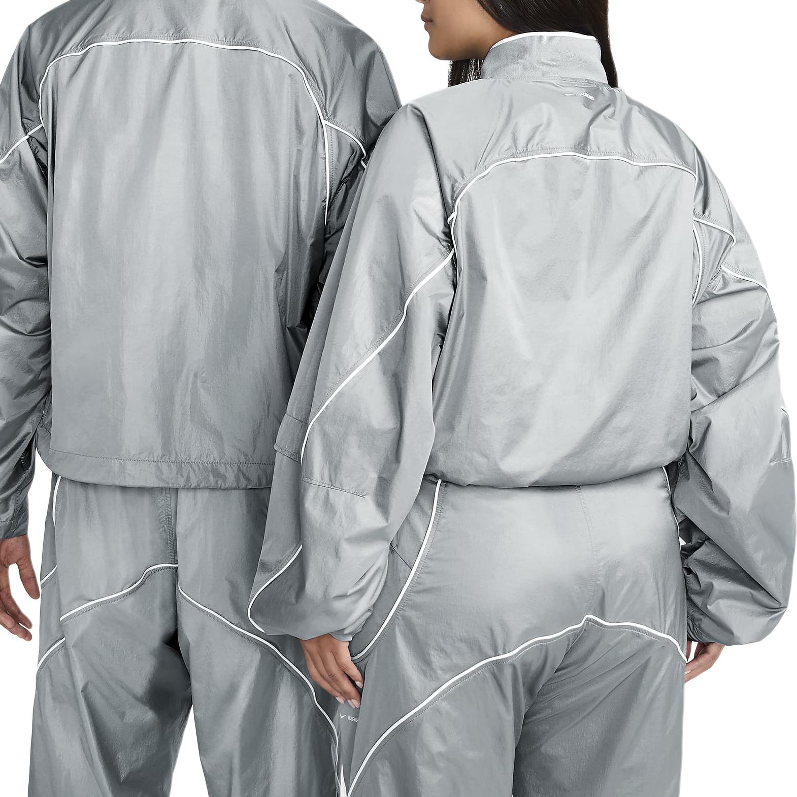 Sizing Nike x Jacquemus 防水風衣外套 男女款 粒子灰/白色 FV5698-073