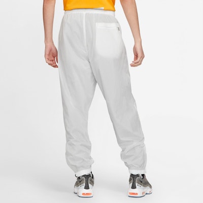 Nike x Kim Jones Celana Training Abu-abu Bermotif DH6591-100 Purchase Nike x Kim Jones Celana Training Abu-abu Bermotif DH6591-100