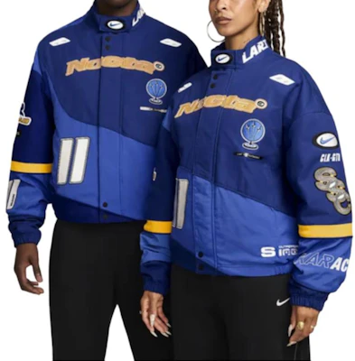 Nike x L''Art de L''Automobile x Nocta SS24 Jaket Biru dengan Ritsleting dan Cetakan. FD2194-455 Details for Nike x L''Art de L''Automobile x Nocta SS24 Jaket Biru dengan Ritsleting dan Cetakan. FD2194-455