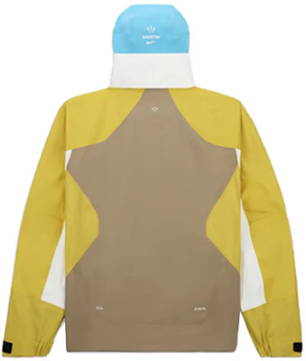 Nike x L''Art de L''Automobile x Nocta SS24 黃色拼接拉鍊外套 男女適用 FD2160-247 Lookbook Nike x L''Art de L''Automobile x Nocta SS24 黃色拼接拉鍊外套 男女適用 FD2160-247