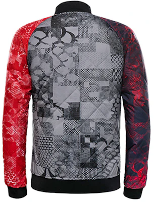 耐克 x LPL 2020 S10 英雄联盟全球总决赛双面拼色男士夹克 DC8859-016 Lookbook 耐克 x LPL 2020 S10 英雄联盟全球总决赛双面拼色男士夹克 DC8859-016